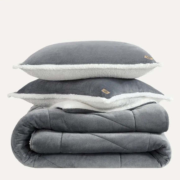 UGG Charcoal and Cream Comforter - Picture 4 of 4